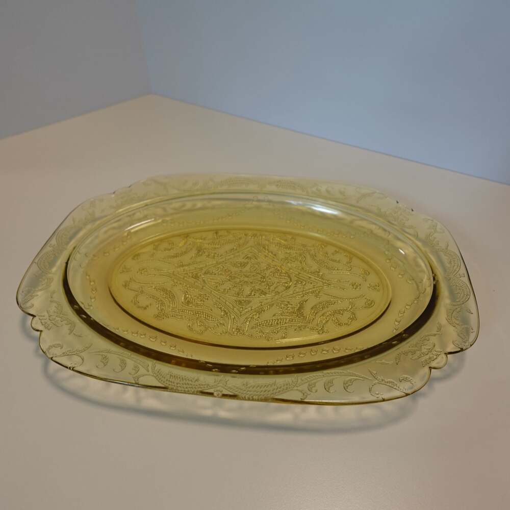 Federal Glass Madrid Pattern Amber Depression Glass 11-Inch Oval Serving Platter